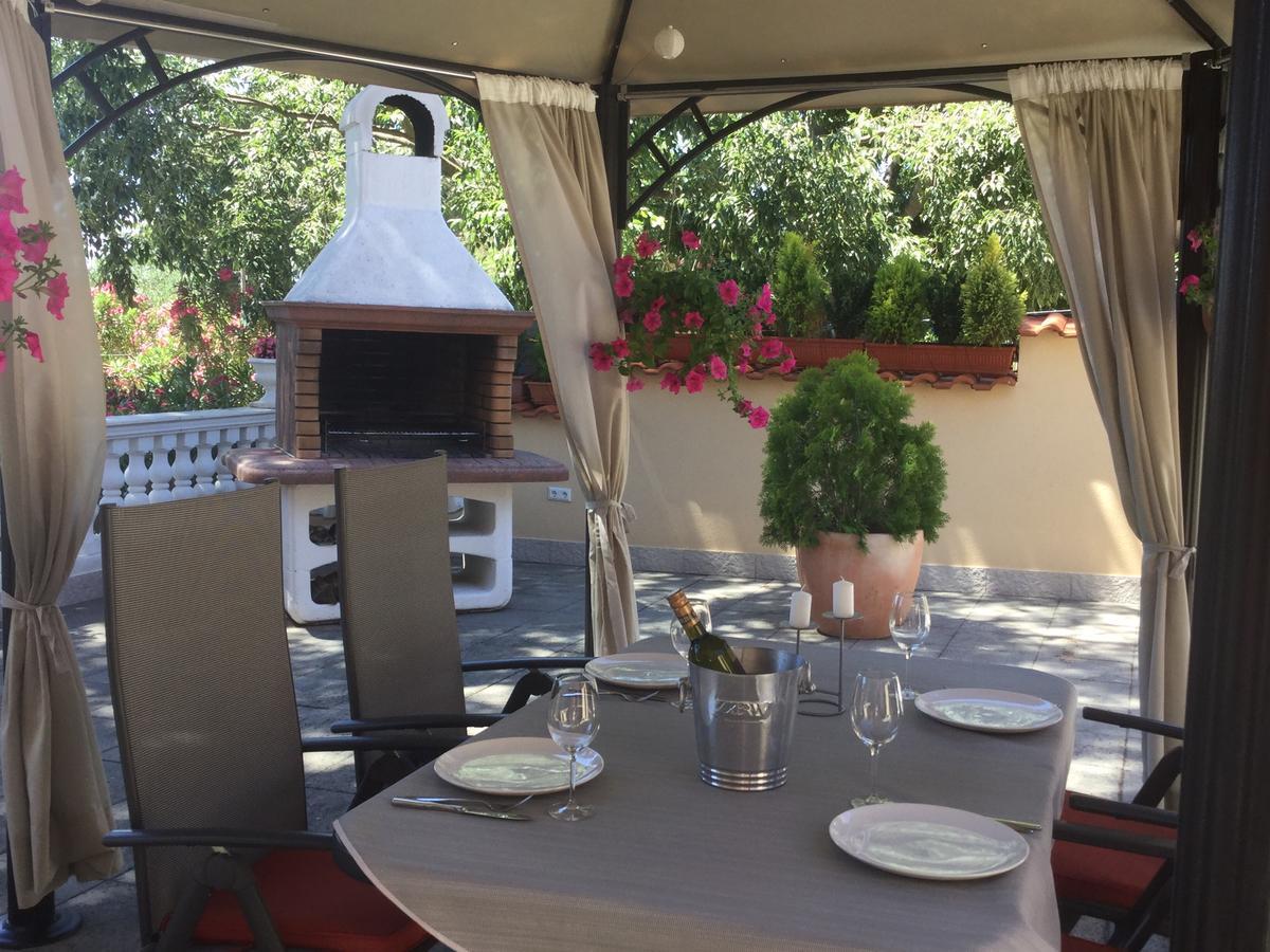 Holiday Home Villa Romantica สเวติ ฟิลลิปปี ยาคอฟ ภายนอก รูปภาพ